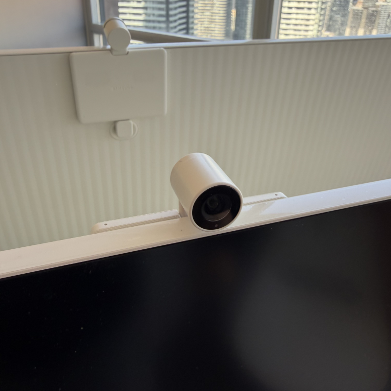 Selling 2x Samsung M8 Displays